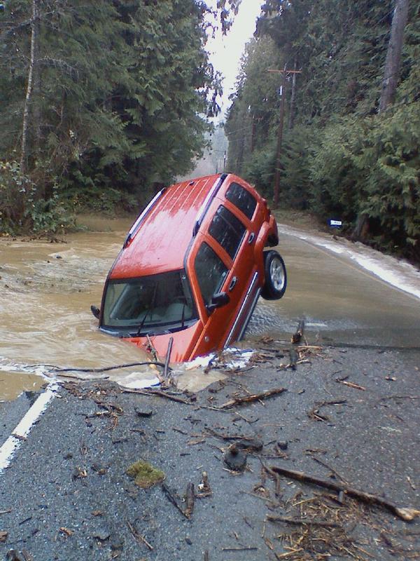 pot_hole_jeep.jpg