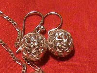 Pendientes esféricos huecos 7B pendientes esfericos Pendientes esféricos huecos