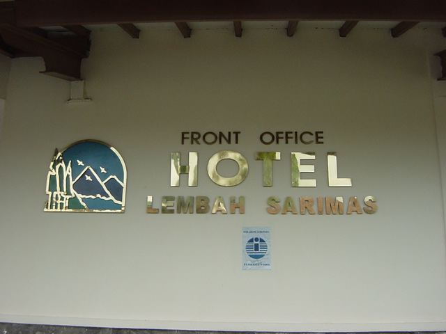 Hotel Lembah Sarimas