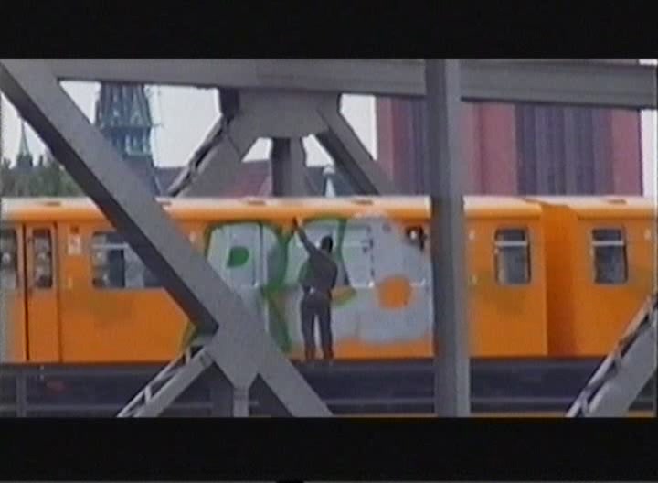 [Rollingstars3-VHS-Rip-§-vandalsheaven-§[(033641)14-53-32].JPG]