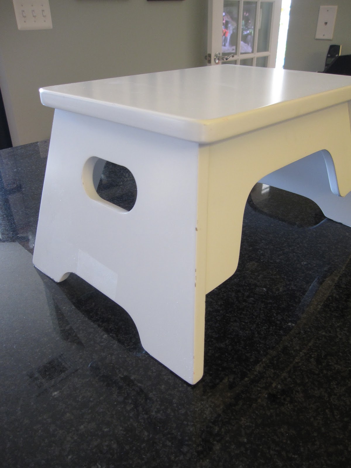 Three Sisterz Preppy Baby Step Stool