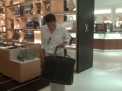 In LVoe with Louis Vuitton: Stolen Shot: Update to the Suhali Lockit Voyage