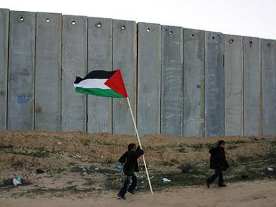 [children_flag_apartheid_wall.jpg]