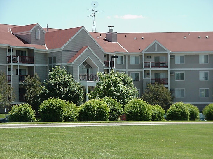 BRIAR POND APARTMENTS