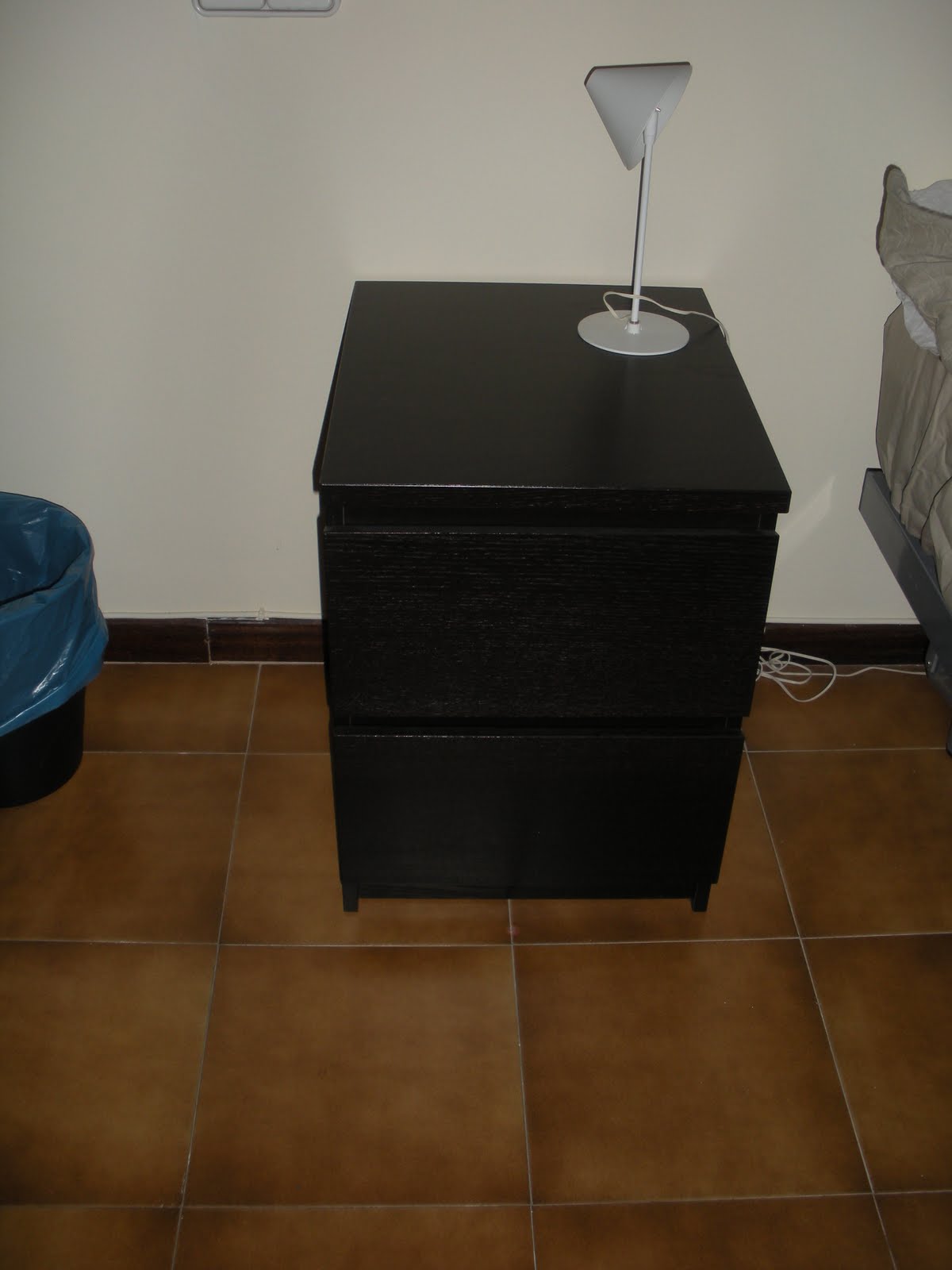 VENTA DE MATERIAL: MESITAS DE NOCHE