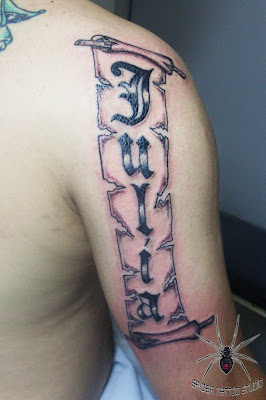 Pergaminho Tatto on Spider Tattoo Studio  Tatuagens   Campo Mour  O   Pr   Tatuagens E