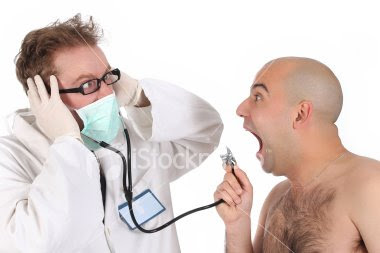 ist2_5830899-funny-doctor-and-patient.jpg