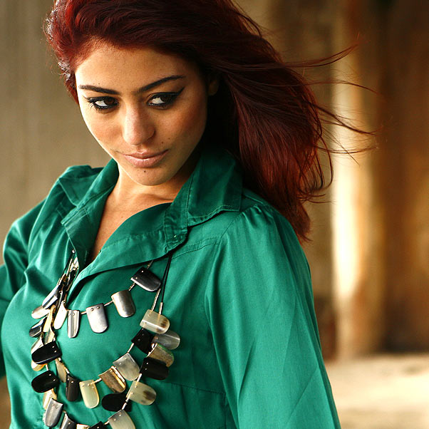 Ficha y Fotos de Carol Castro | La Novelera