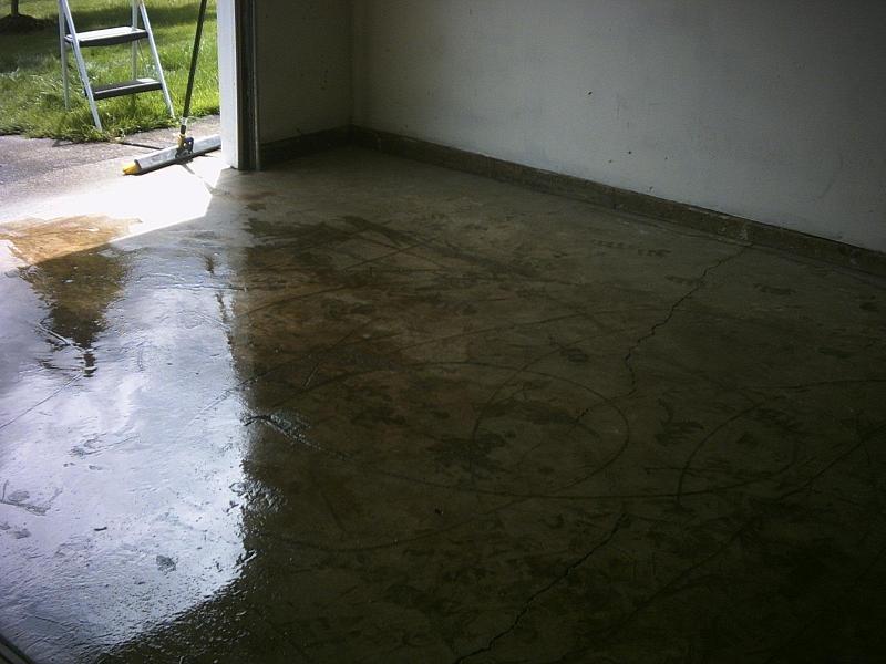 [GarageFloor+1+Pressure+washing.JPG]