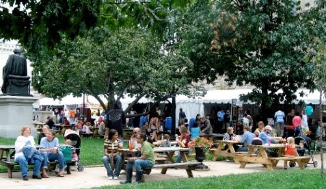 [BBF_Picnicing_web.JPG]