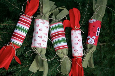 christmas crackers, reusable christmas crackers, green christmas crackers, eco-friendly christmas crackers, felt christmas crackers, green christmas decorations