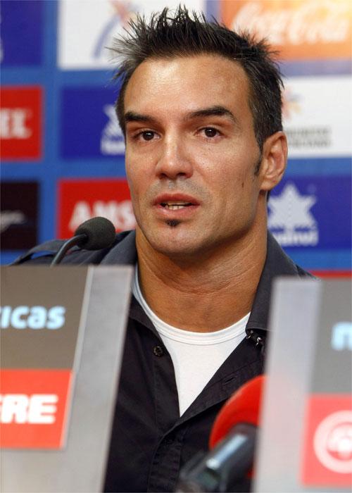 JUAN MORA juan mora: