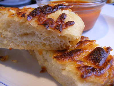 The Virtual Goody Plate: Garlic-Slathered Stretch Bread (a.k.a. "Pizza