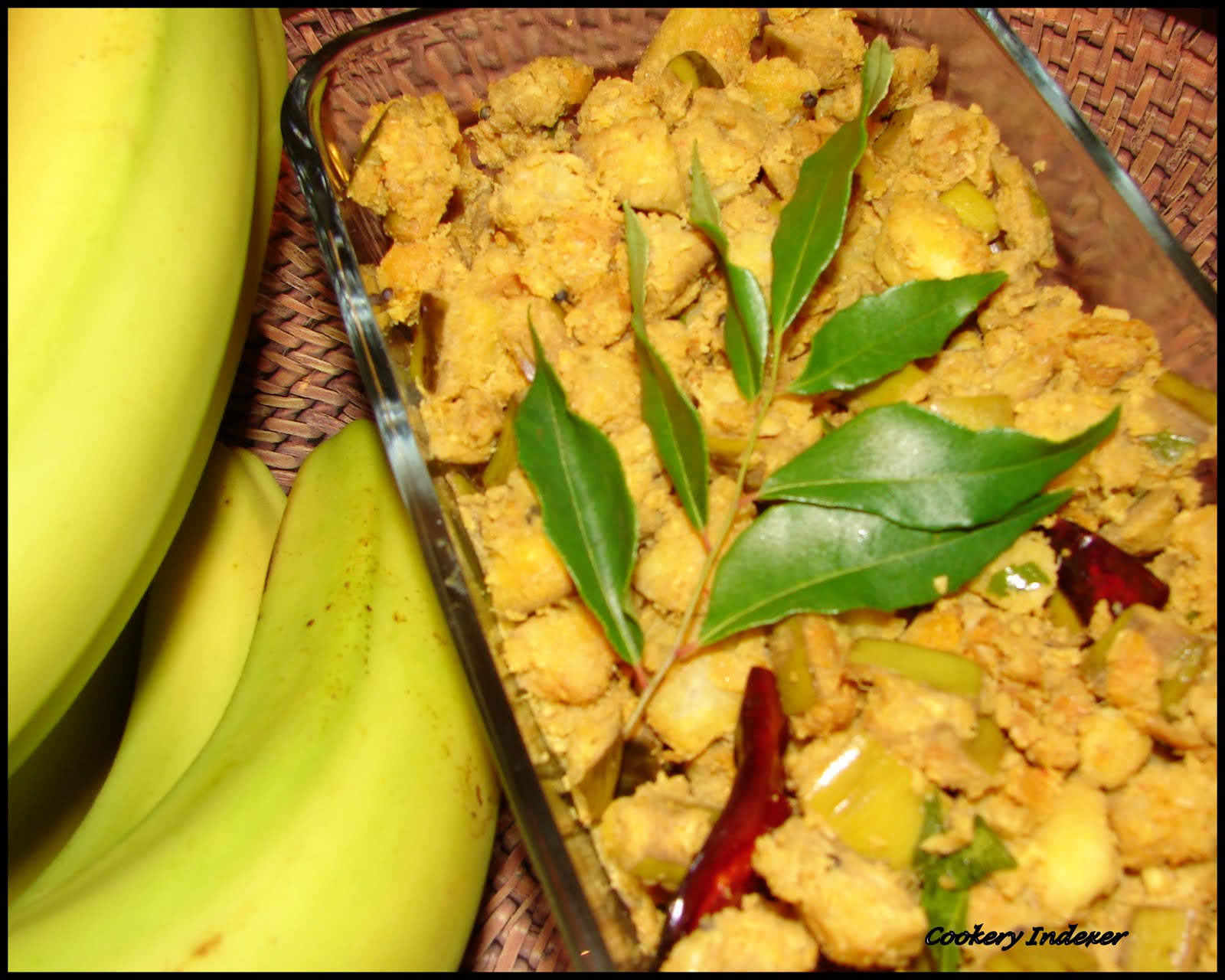 ! Regional Indian Cuisine Blogroll ! Ethakka / Pachakka Thoran (Plantain / Raw Banana StirFry