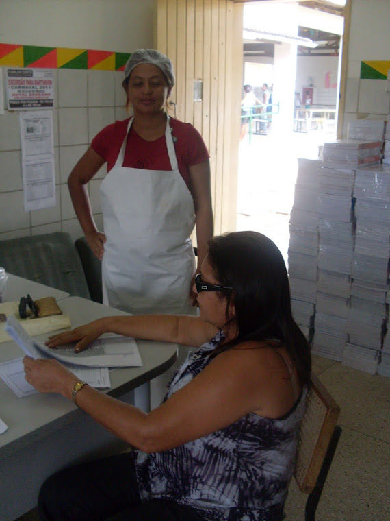 NÃO PODEREMOS  DEIXAR DE AGRADECER  O PESSOAL  QUE PASSAM O ANO TODO FAZENDO OS LANCHIES GOSTOSOS..