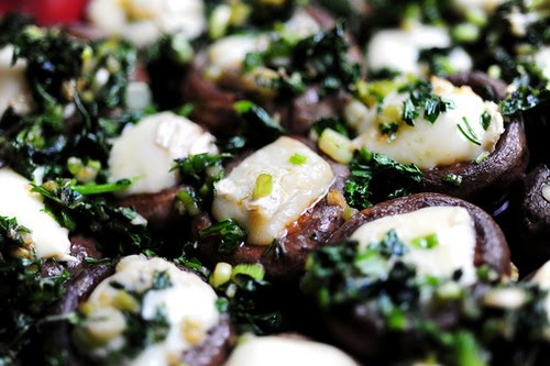 [brie+stuffed+mushrooms.jpg]