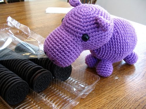 2000 Free Amigurumi Patterns: Hungry Hippo