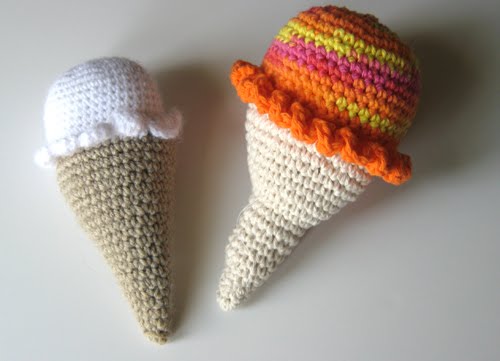 2000 Free Amigurumi Patterns: Ice cream cones
