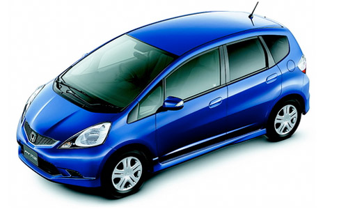 Live A Charmed Life We Don T Like Smart Cars Both Of These Cars Are Far More Practical And Fun Than The Smart Affordable Fit 14 900 Mini 18 800 A In Base Guise Is Very
