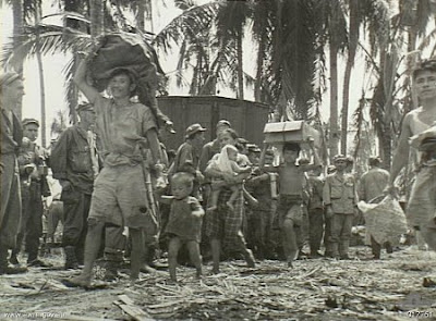 Philippines People Filipino Pinoy Pilipinas Old Black White Pictures evacuation leyte world war II WWII noon