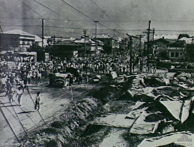 manila Philippines People Filipino Pinoy Pilipinas Old Black White Pictures destruction war wwii street scene noon