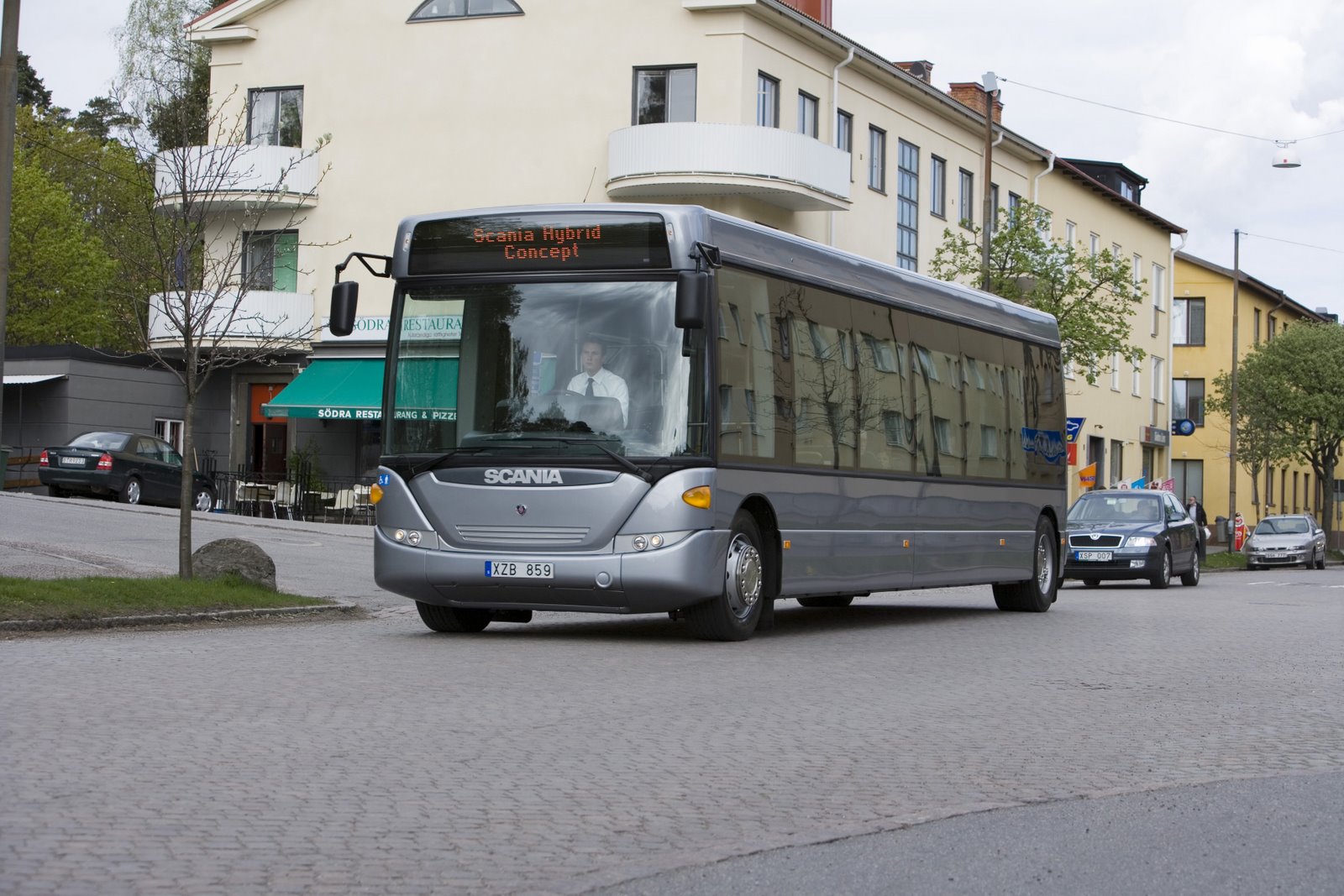 [scania_949057_hybrid_buses_hr.jpg]