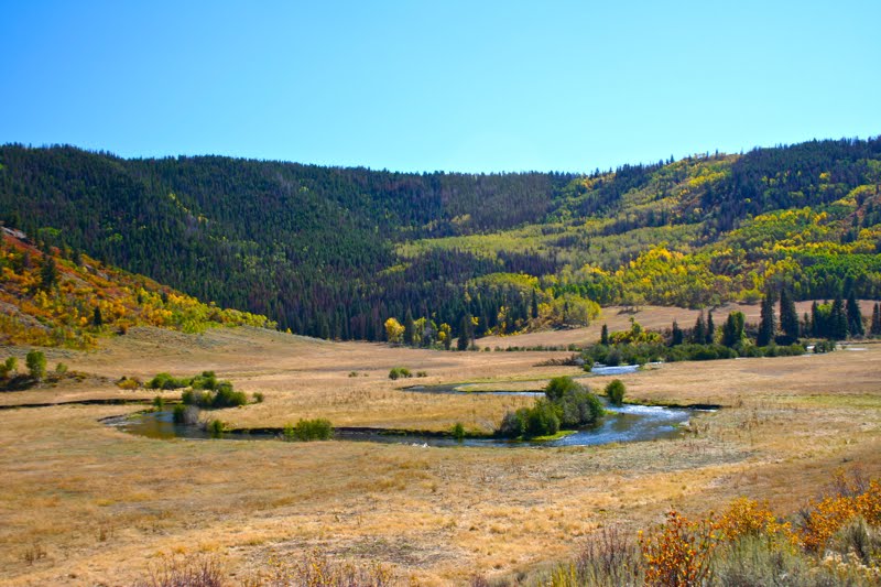 Colorado Lifestyle Scenic Drive County Road 18 to Pleasant Valley