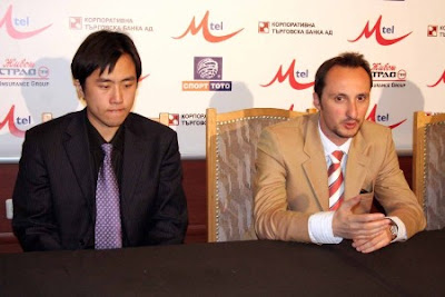 Bu Xiangzhi and Veselin Topalov