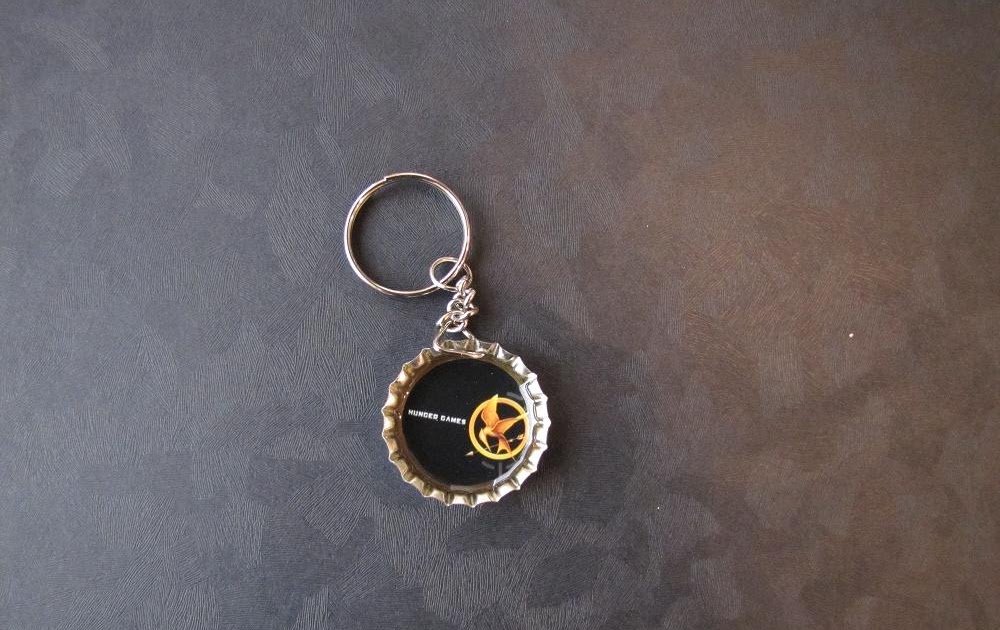 MeMe party favors Hunger Games Keychain