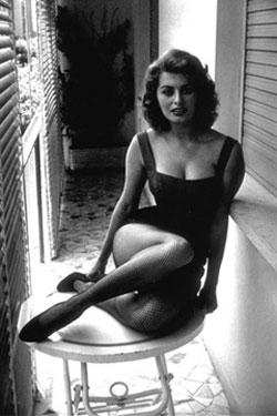 [Sophia_Loren.jpg]