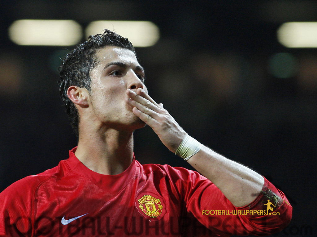 http://4.bp.blogspot.com/__c9qWlUD8Qs/S9K5NHRP6bI/AAAAAAAAIsM/grV2vZfHgqg/s1600/cristiano_ronaldo_15_1024x768.jpg