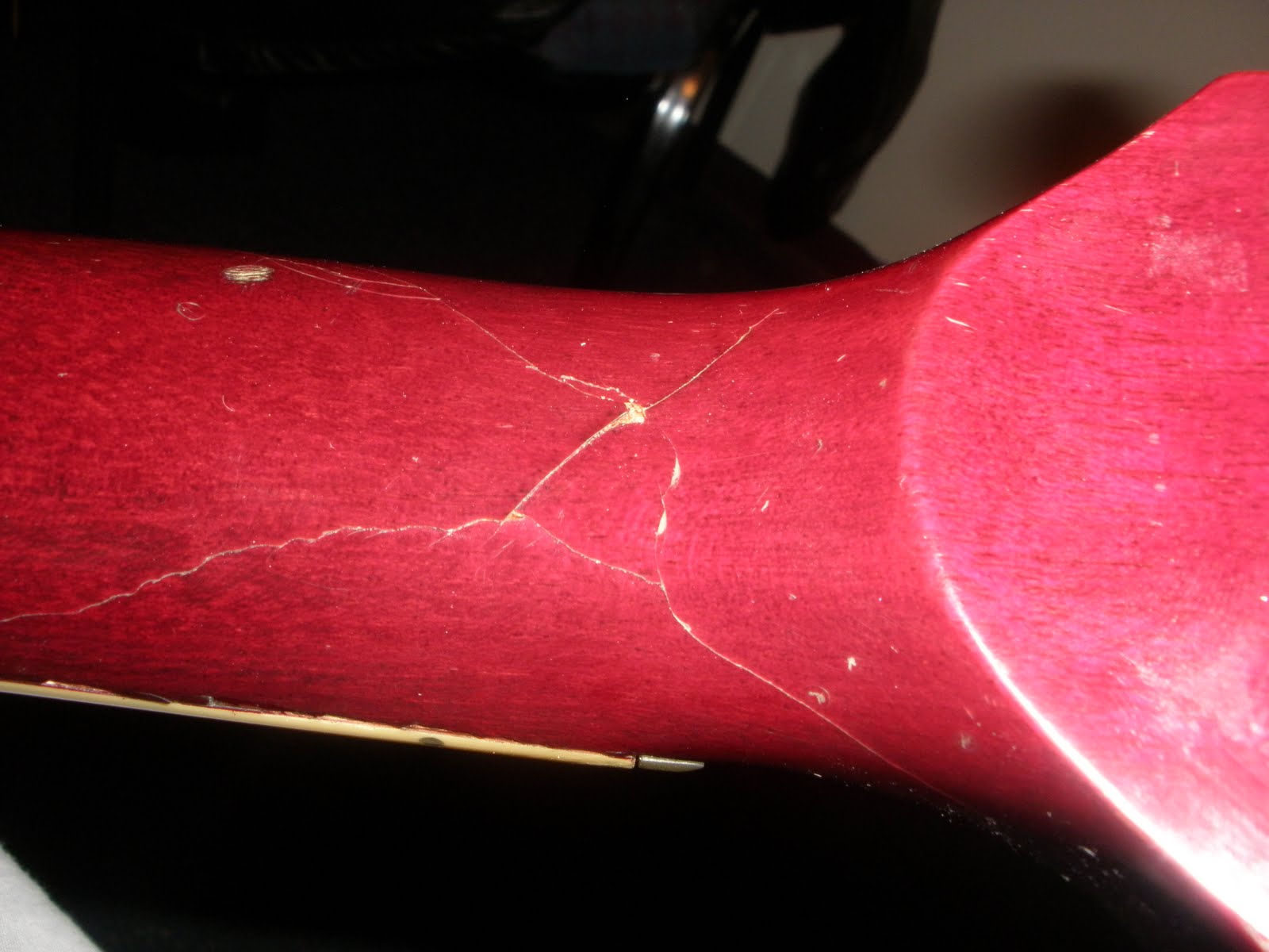 [cherrybadbreak.JPG]