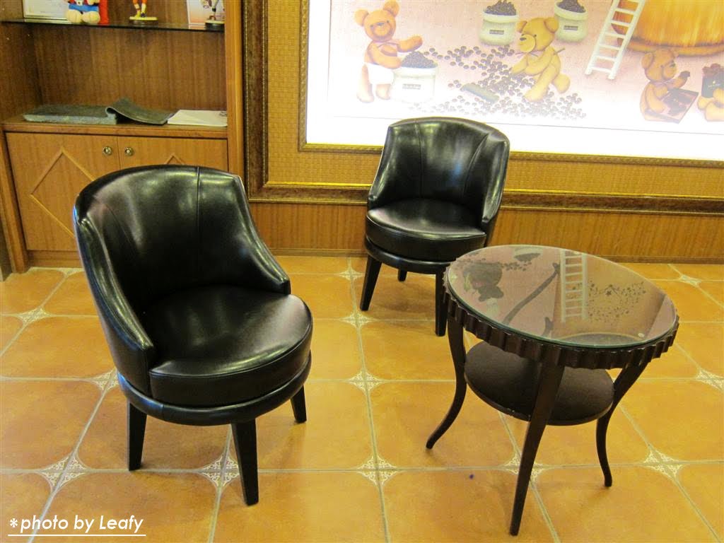 [IMG_1005+(Large).jpg]