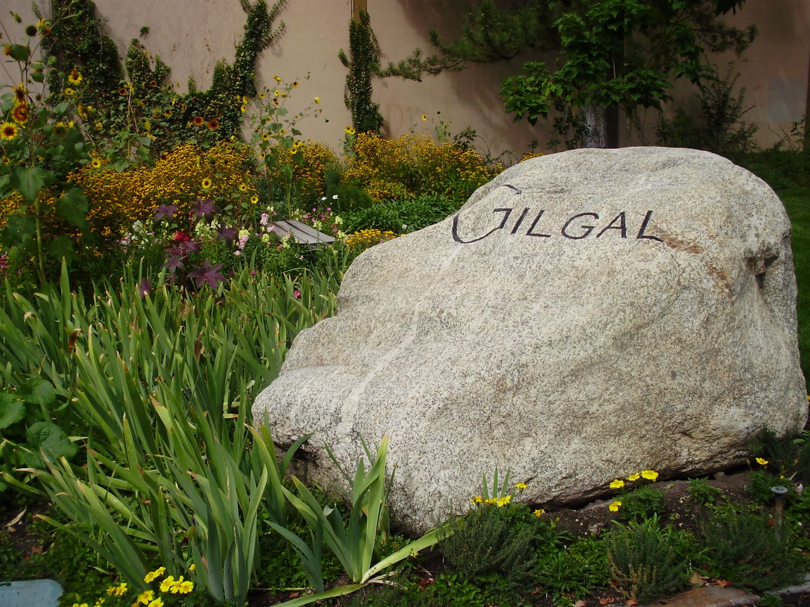 Life at 55 mph Gilgal Sculpture Garden in Salt Lake City, Utah (click here for more info)