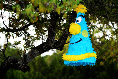 Pinata_hanging.jpg