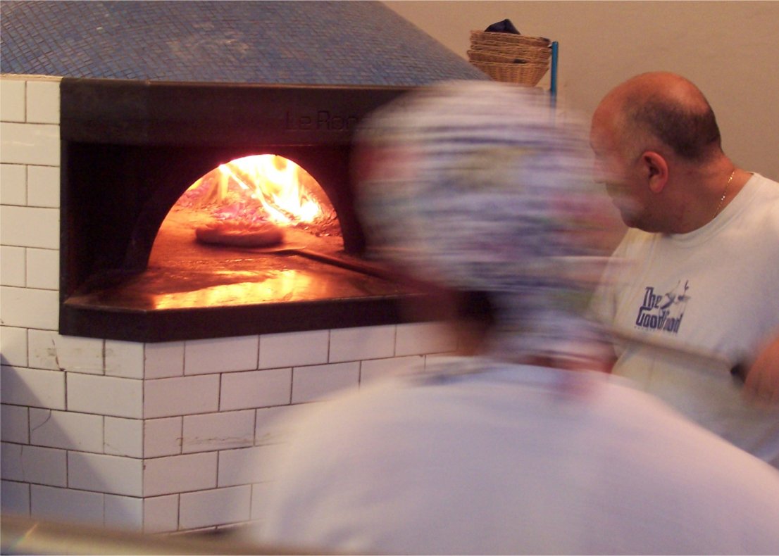 [PiemontePizza1.JPG]