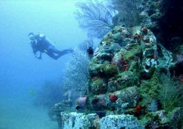 foto terbaru candi bawah laut indonesia, kontroversi penemuan candi bawah laut di selat bali