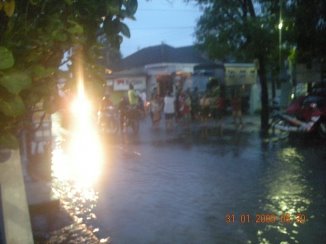 [DSCN0358.JPG]