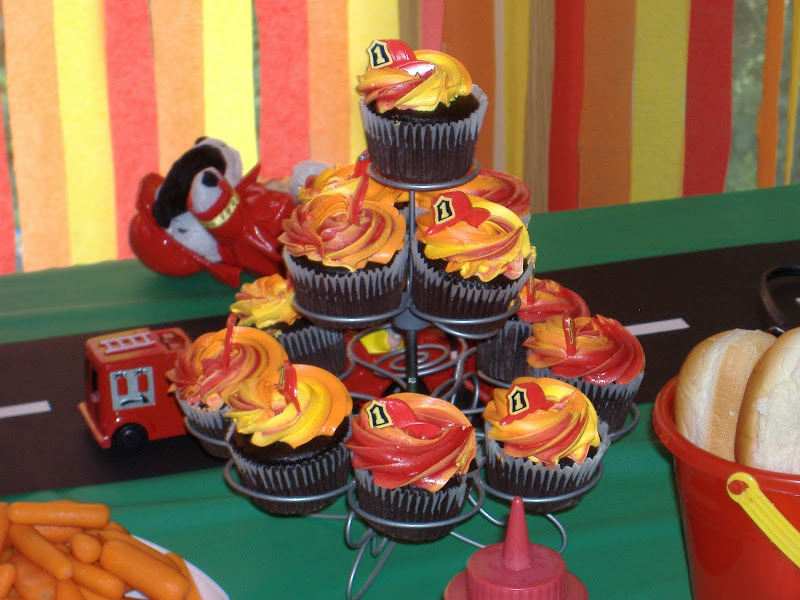 firetruck party cupcakes