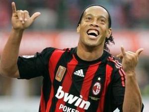 Foto Ronaldinho,Ronaldinho Terbang ke Brasil Foto Ronaldinho,Ronaldinho Terbang ke Brasil