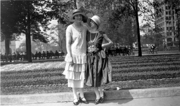 the 1920s have been characterized as a decade of economic The 1920s have long been remembered as the roaring '20s, an era of unprecedented affluence best remembered through the cultural artifacts generated by its new mass. the 1920s have been characterized as a decade of economic The 1920s have long been remembered as the roaring '20s, an era of unprecedented affluence best remembered through the cultural artifacts generated by its new mass.