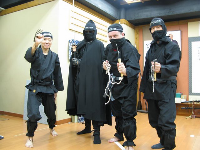 [ninja.JPG]