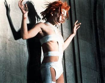 Did anything even pose a challenge to Milla this whole movie? Besides having to kiss Bruce Willis, I mean.