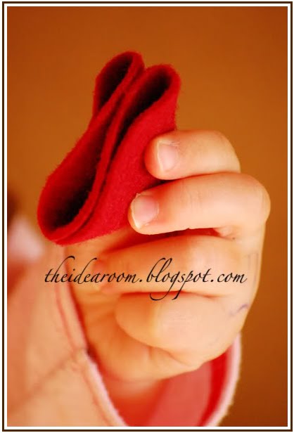 [heart+wreath+3.bmp]