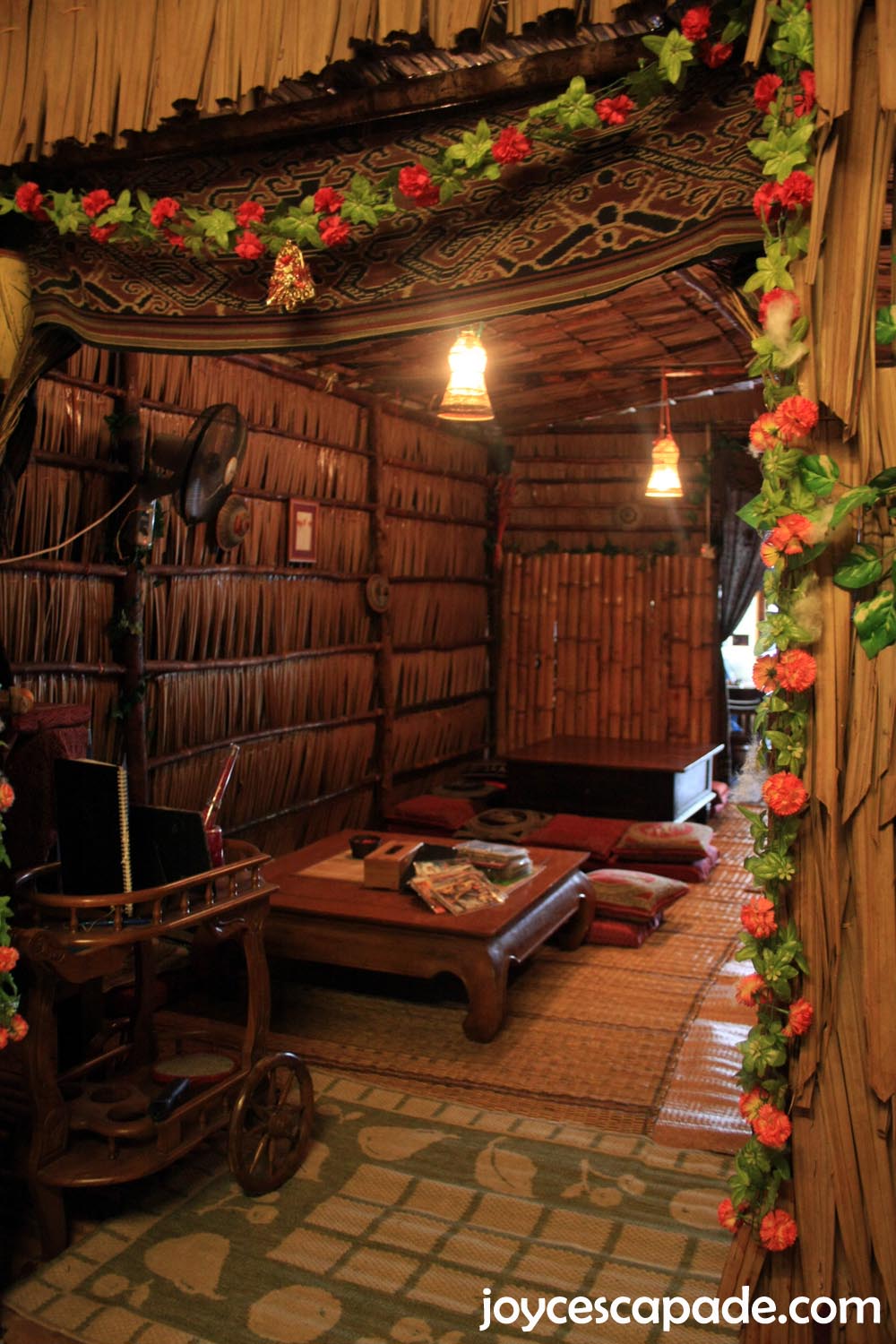 Kuching Trip 2022 Jan 2011 (Part I) Lodging Joy 'N' Escapade