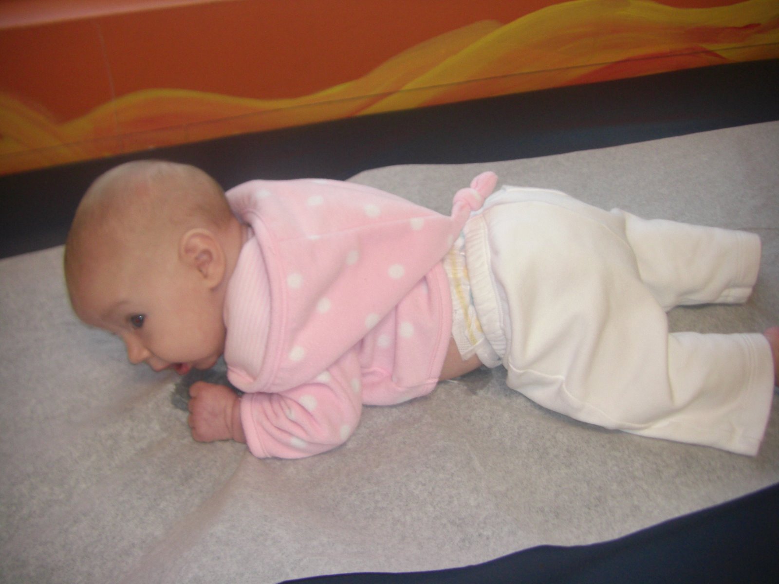 [ava's+two+months+007.JPG]