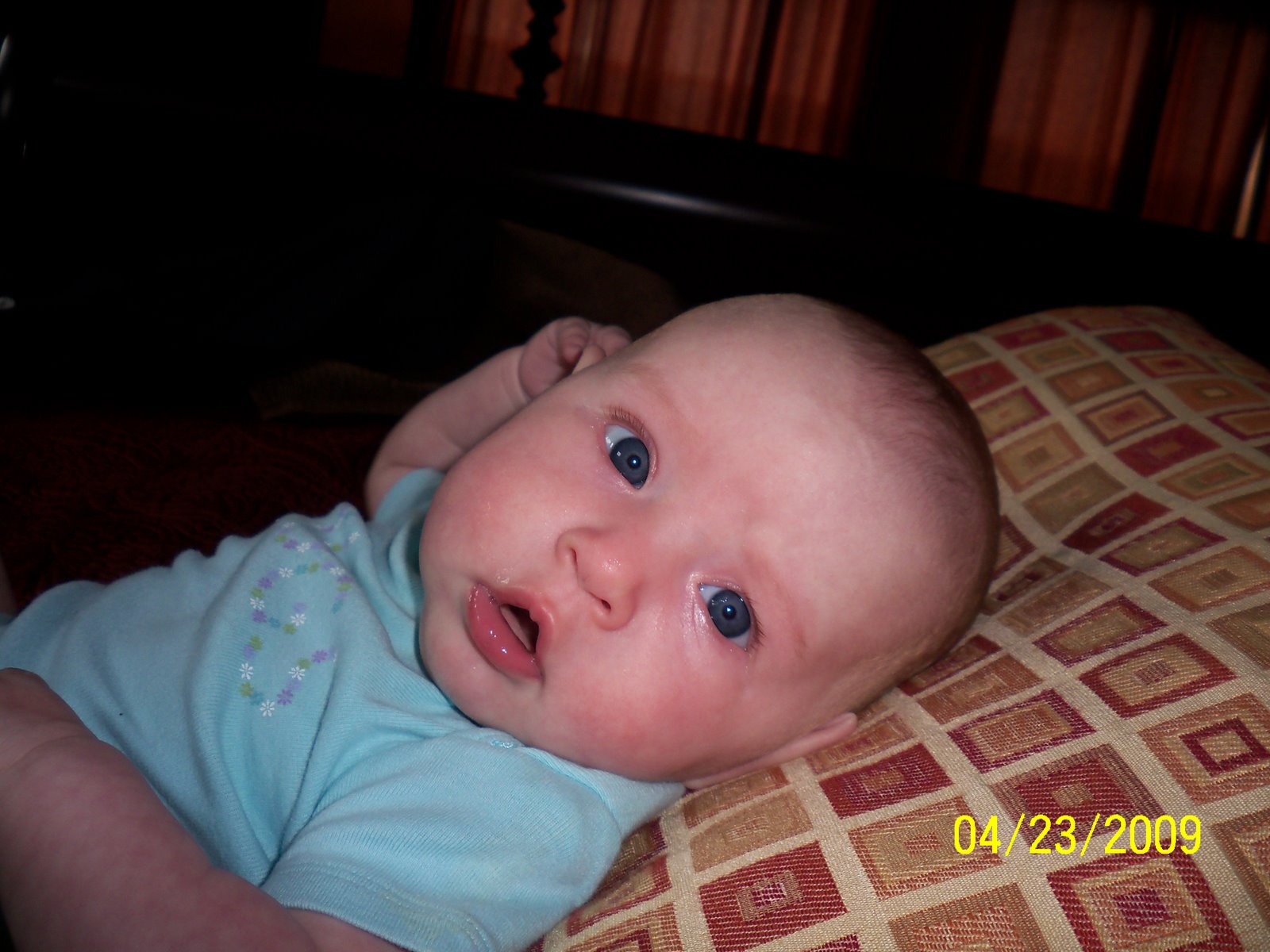 [Ava+Three+months+old+011.JPG]