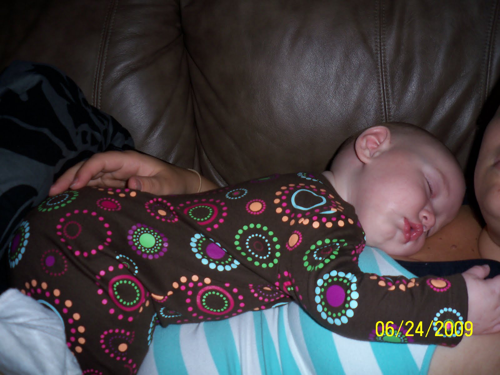 [Ava+Five+Months+old+083.JPG]