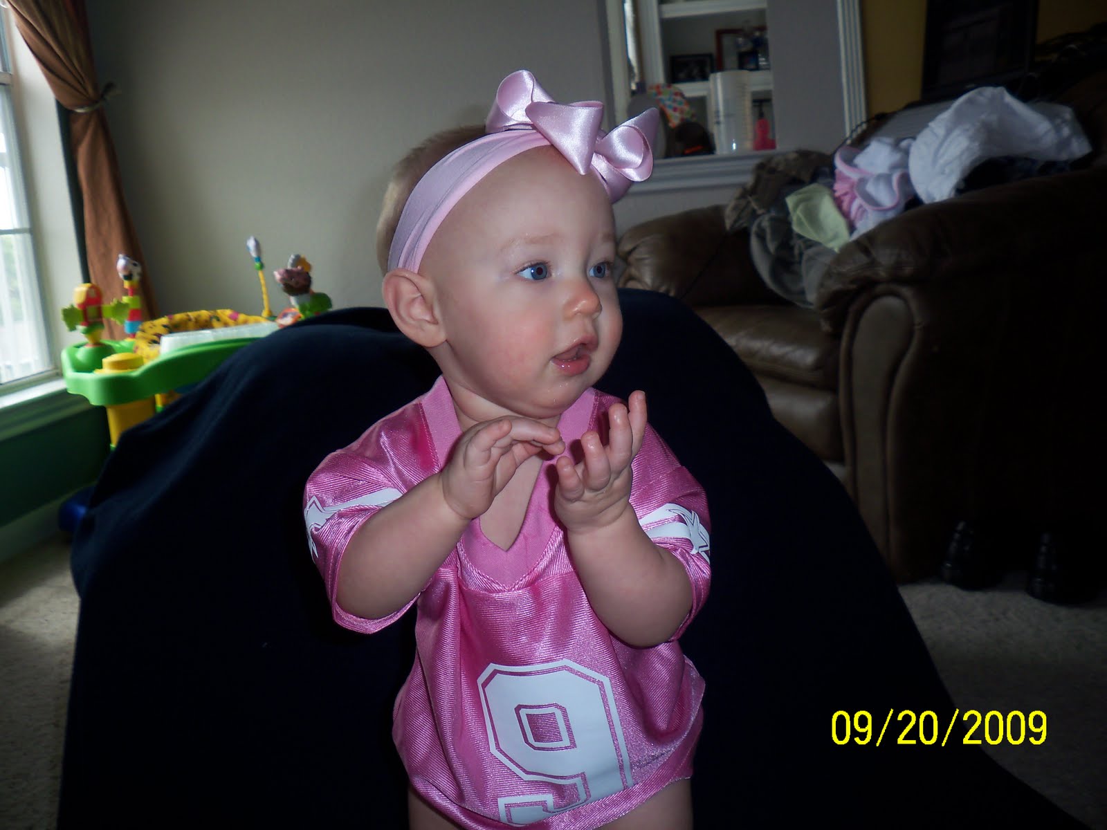 [cowboys+and+hairbows+044.JPG]