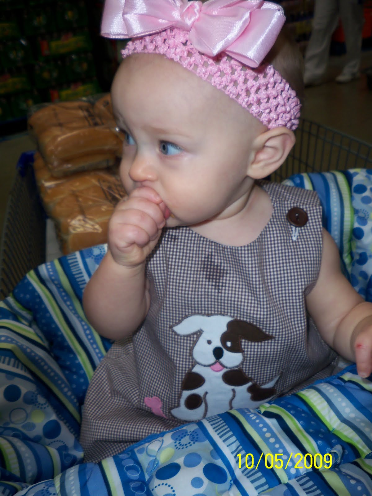 [eight+months+old+085.JPG]